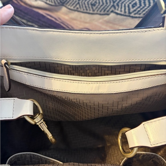 Cole Haan Cream Tote with Intricate Pattern and Structured Design - Picture 7 of 15